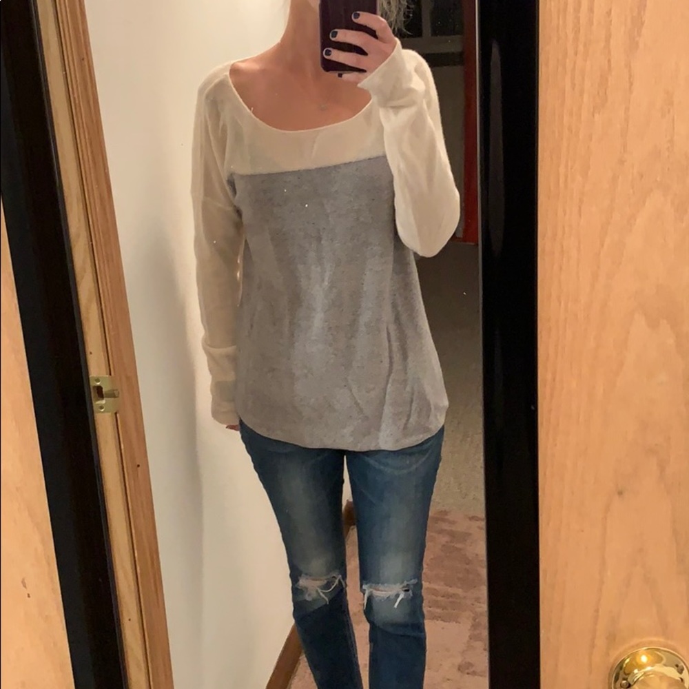 Cashmere white and gray sweater